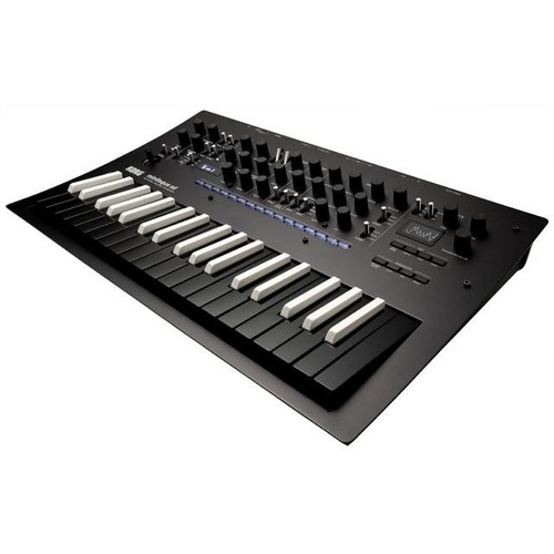 Synthétiseur hybride