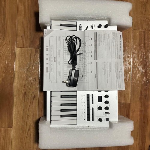 Synthétiseur analogique