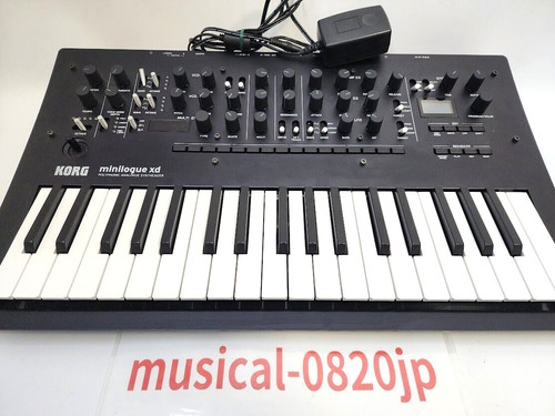 Synthétiseur analogique